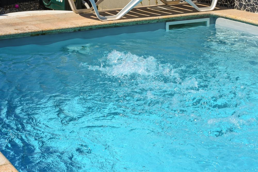 Pool mit Skimmer - Skimmer oder Überlauf beim Poolkauf?